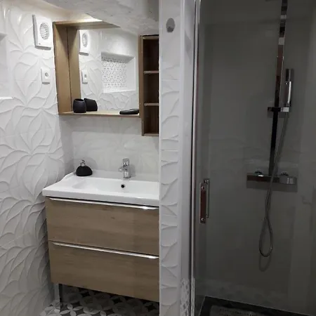 Centre Historique T3 Duplex Parking Gratuit Διαμέρισμα Μπεζιέ